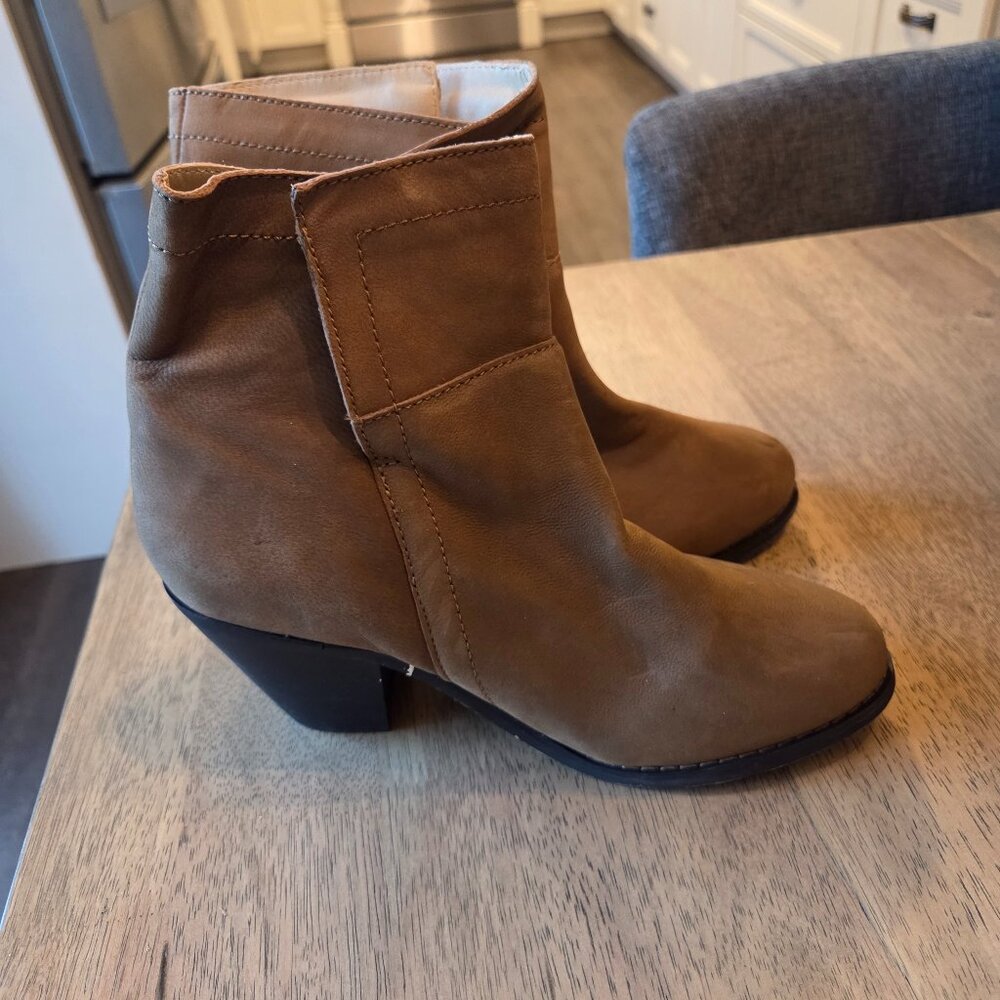 Sterling River Boots tan‎ western booties leather size 8